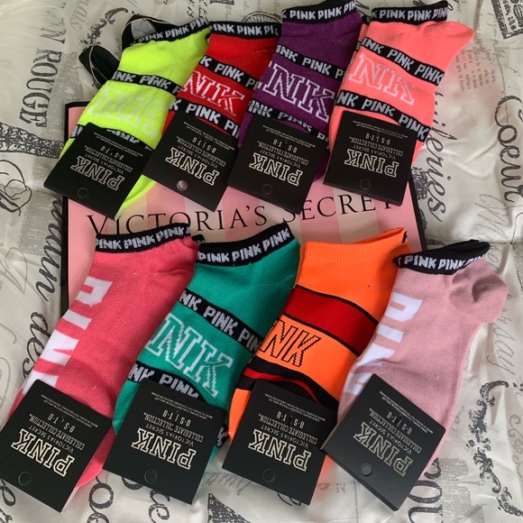PINK Victoria's Secret Accessories - Victoria’s Secret socks